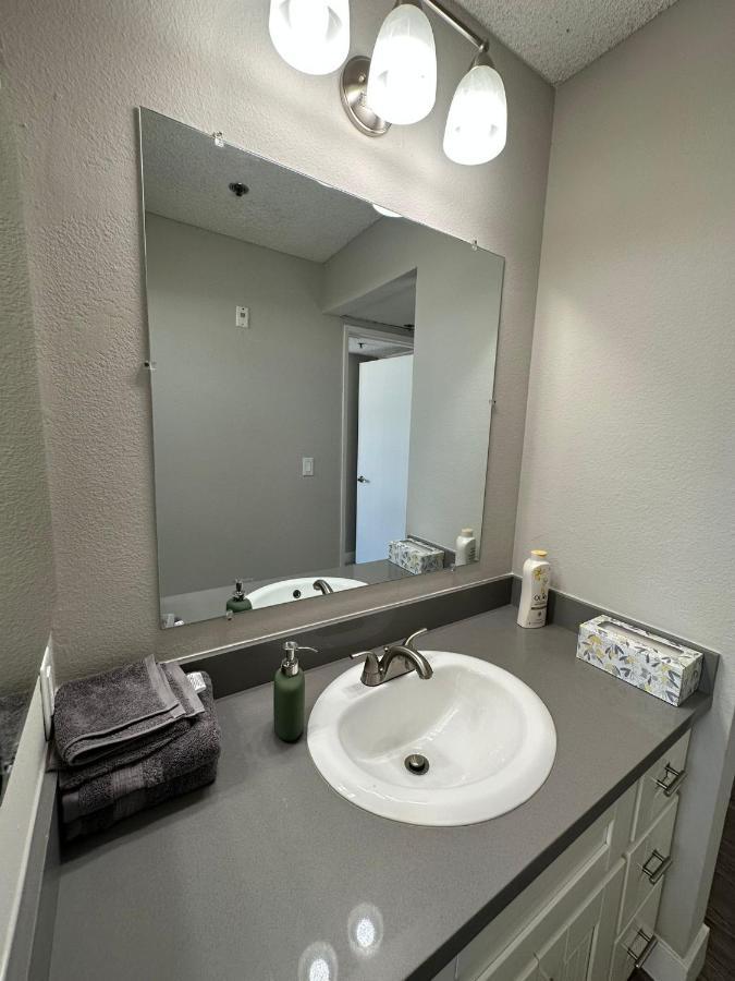 Universal Studios 8 Min Drive Two Bedroom Apartment With Free Parking Los Angeles Exterior foto